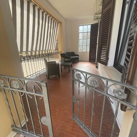 Appartamento La Casa Nel Viale Asti Esterno foto